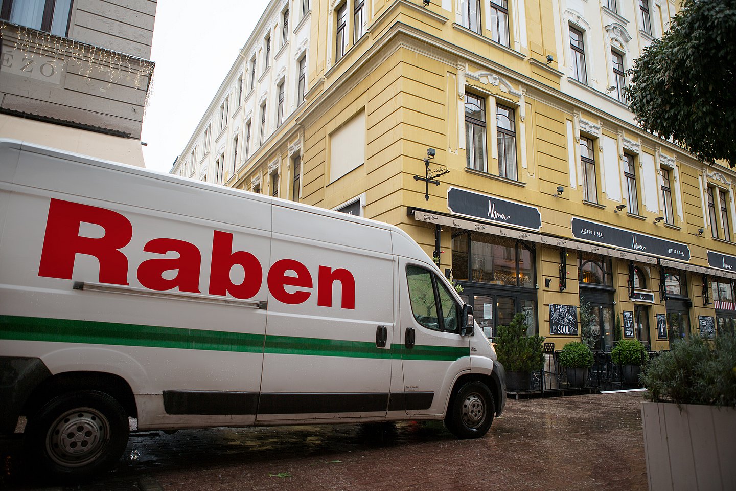 FMCG Нехранителни стоки - Raben Group